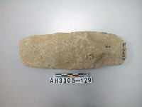 藏品(大長條形打製石斧)的圖片